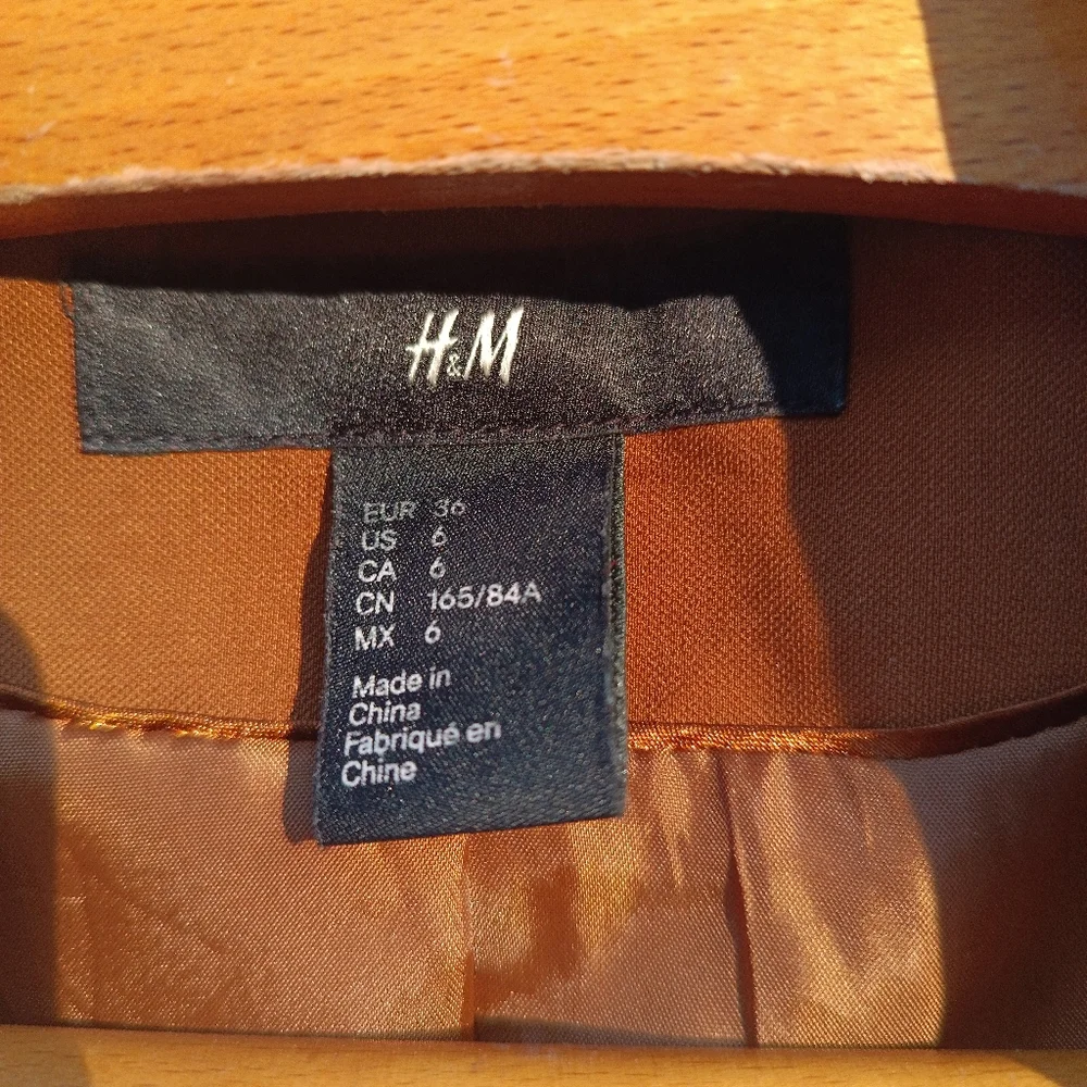 H&M Lapel Collar Blazer - Picture 3 of 6